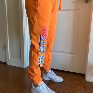 Talentless women’s joggers - Rare